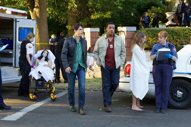 Grimm - Lonelyhearts - Photos - David Giuntoli, Russell Hornsby
