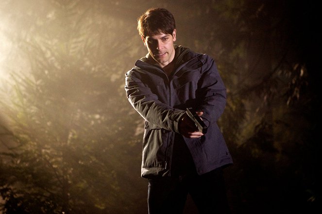 Grimm - The Thing with Feathers - Photos - David Giuntoli