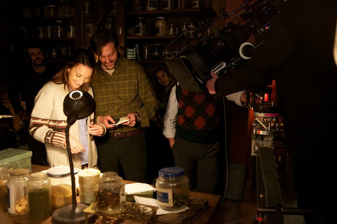 Grimm - The Thing with Feathers - De filmagens - Bree Turner, Silas Weir Mitchell