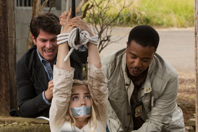 David Giuntoli, Maddie Hasson, Russell Hornsby