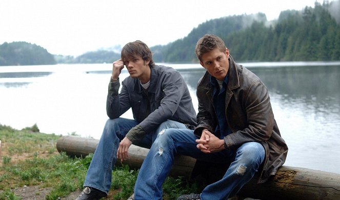Supernatural - Dead in the Water - Van film - Jared Padalecki, Jensen Ackles