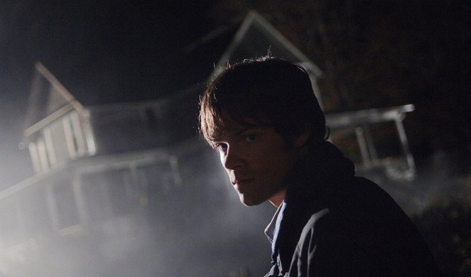 Supernatural - Season 1 - Faith - Photos - Jared Padalecki
