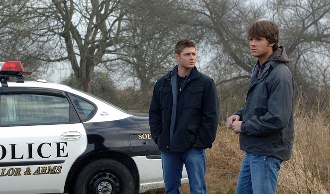 Supernatural - Season 1 - Route 666 - Photos - Jensen Ackles, Jared Padalecki