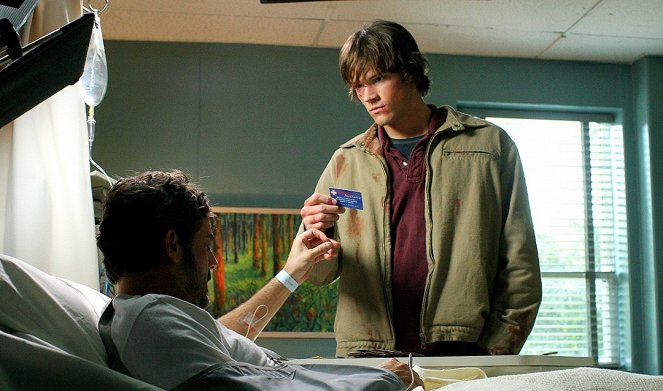 Supernatural - Season 2 - In My Time of Dying - Photos - Jeffrey Dean Morgan, Jared Padalecki