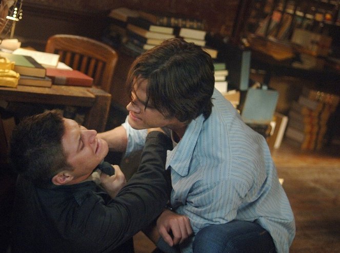 Supernatural - Season 2 - Born Under a Bad Sign - Photos - Jensen Ackles, Jared Padalecki