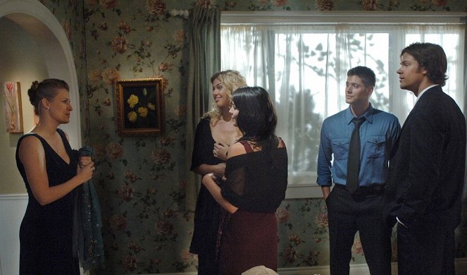 Supernatural - What Is and What Should Never Be - Photos - Samantha Smith, Adrianne Palicki, Jensen Ackles, Jared Padalecki