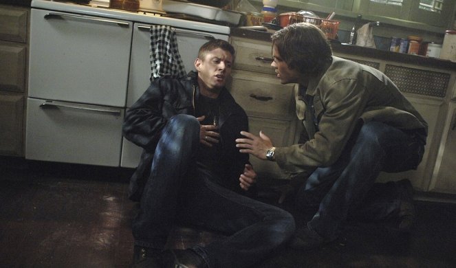 Cazafantasmas - Season 4 - Are You There, God? It's Me, Dean Winchester - De la película - Jensen Ackles, Jared Padalecki