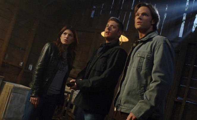 Supernatural - Season 4 - I Know What You Did Last Summer - Van film - Jensen Ackles, Jared Padalecki