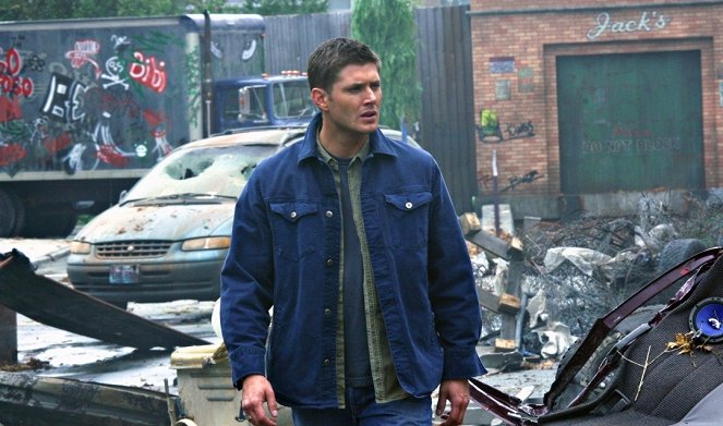 Supernatural - Season 5 - The End - Photos - Jensen Ackles
