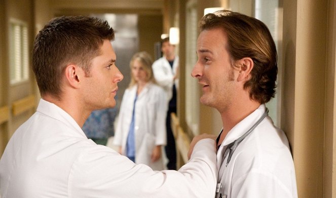 Supernatural - Season 5 - Changing Channels - Photos - Jensen Ackles