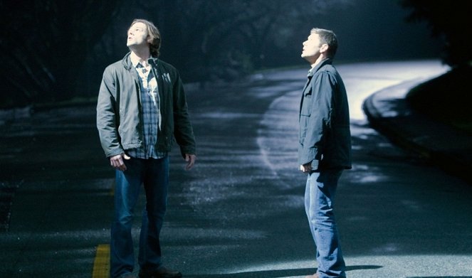 Supernatural - Dark Side of the Moon - Van film - Jared Padalecki, Jensen Ackles