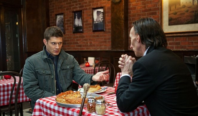 Supernatural - Two Minutes to Midnight - Photos - Jensen Ackles
