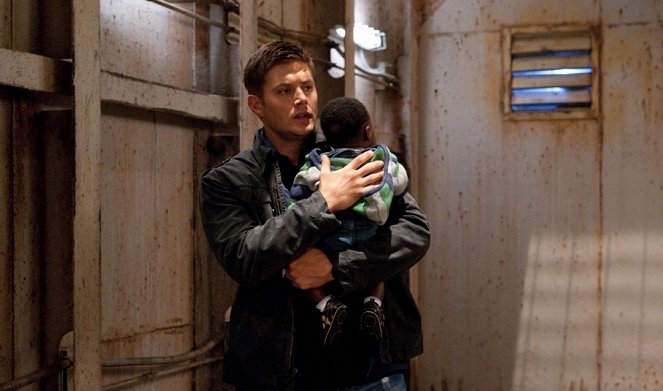 Supernatural - Season 6 - Two and a Half Men - Photos - Jensen Ackles