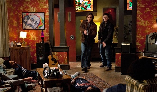 Supernatural - Season 6 - Mommy Dearest - Photos - Jared Padalecki, Jensen Ackles