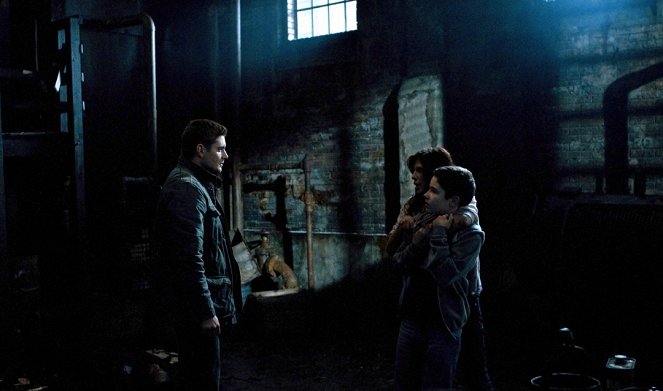 Supernatural - Season 6 - Let It Bleed - Photos - Jensen Ackles