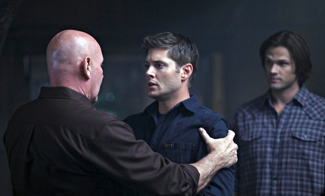 Supernatural - Season 6 - Exile on Main St. - Photos - Jensen Ackles