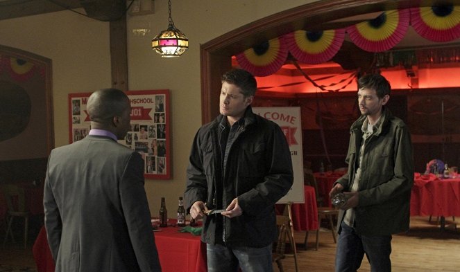 Supernatural - Season Seven, Time for a Wedding! - Photos - Jensen Ackles, DJ Qualls