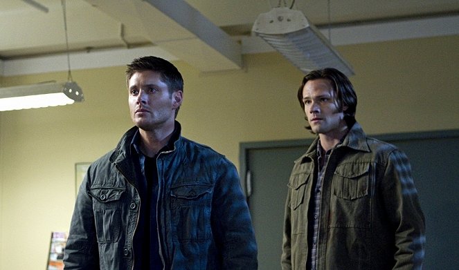 Supernatural - Season 7 - Death's Door - Photos - Jensen Ackles, Jared Padalecki