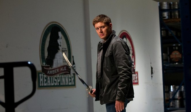 Supernatural - Season 7 - Party On, Garth - Photos - Jensen Ackles
