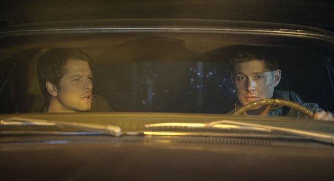 Supernatural - Identitätsverlust - Filmfotos - Misha Collins, Jensen Ackles