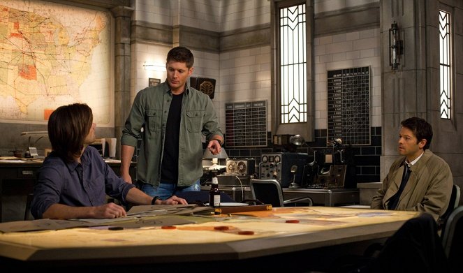 Supernatural - Season 8 - Clip Show - Photos - Jared Padalecki, Jensen Ackles, Misha Collins