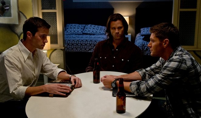 Supernatural - As Time Goes By - Photos - Gil McKinney, Jared Padalecki, Jensen Ackles
