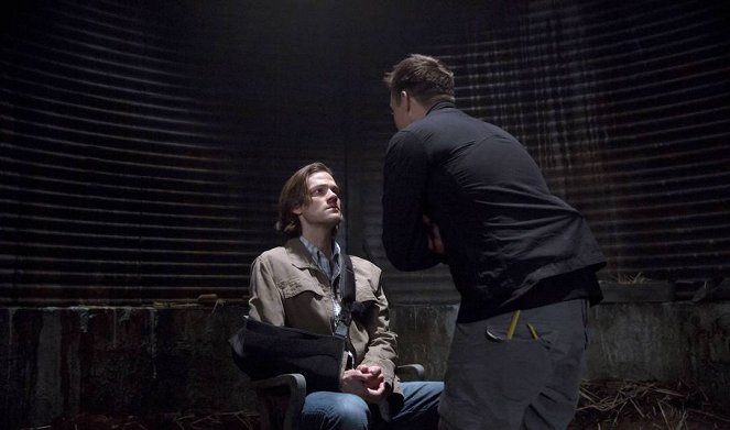 Supernatural - Season 10 - Black - Photos - Jared Padalecki