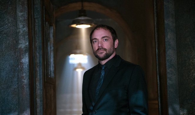 Supernatural - The Things We Left Behind - Photos - Mark Sheppard