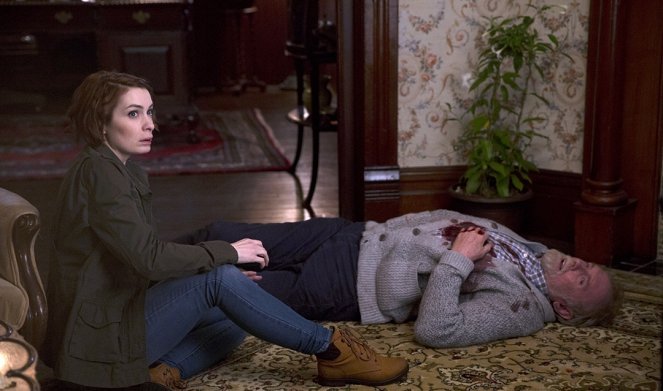 Supernatural - There's No Place Like Home - Photos