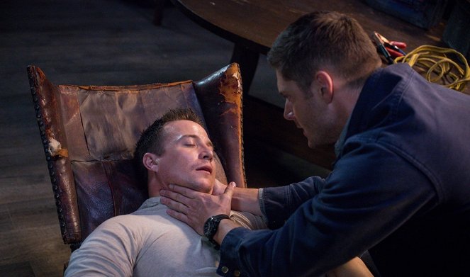 Lovci duchů - The Things They Carried - Z filmu - Jensen Ackles