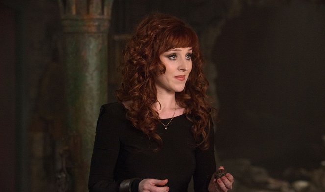 Supernatural - Season 10 - Brother's Keeper - Photos - Ruth Connell