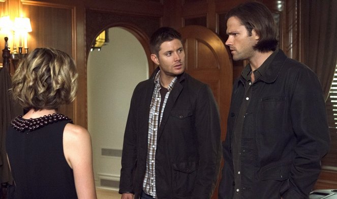 Supernatural - Season 10 - Ask Jeeves - Photos - Jensen Ackles, Jared Padalecki