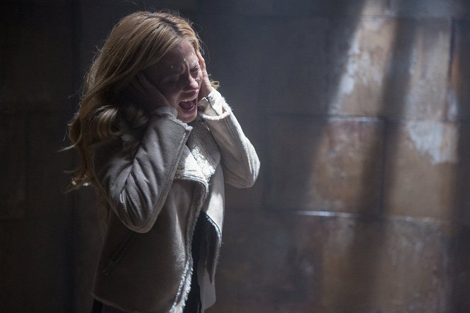 Grimm - The Last Fight - Photos - Claire Coffee