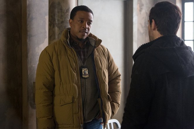 Grimm - Trial by Fire - Van film - Russell Hornsby