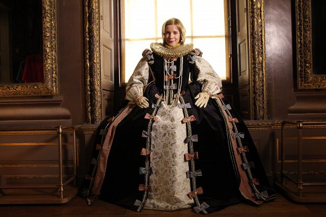 Tales from the Royal Wardrobe - Werbefoto