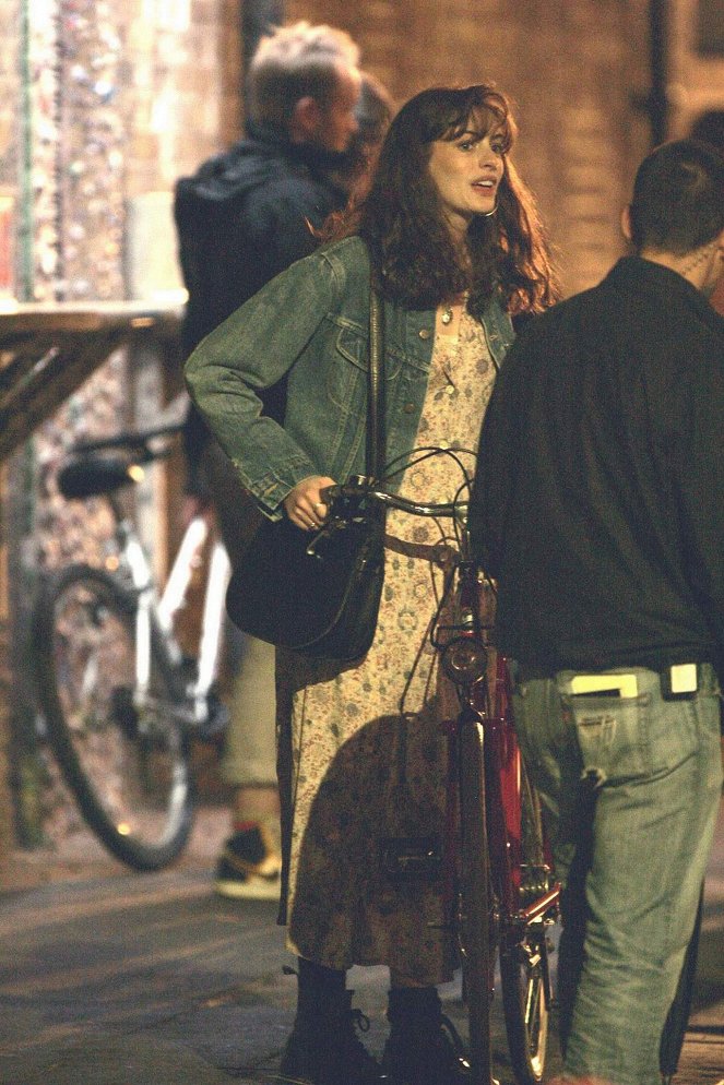 One Day - Making of - Anne Hathaway