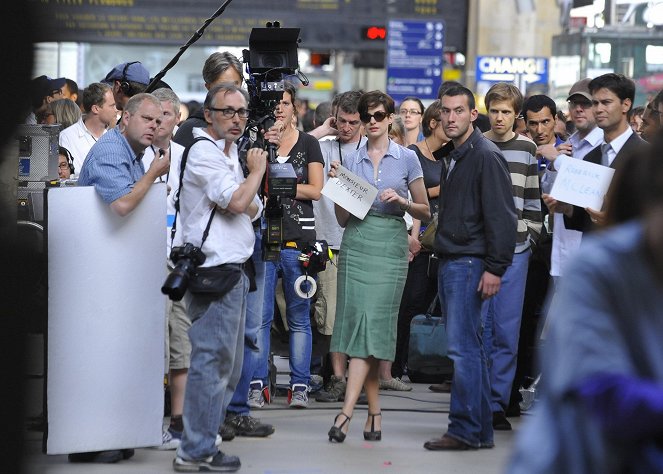 Jeden den - Z natáčení - Anne Hathaway