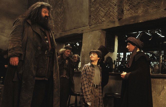 Harry Potter a Kameň mudrcov - Z filmu - Robbie Coltrane, Daniel Radcliffe, Ian Hart