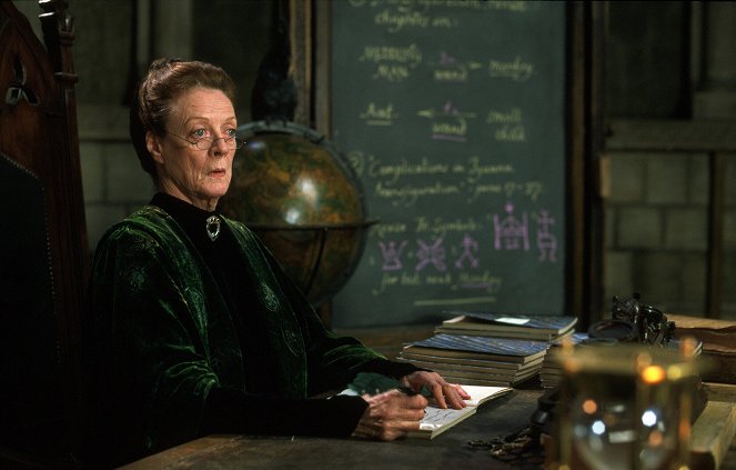 Harry Potter and the Philosopher's Stone - Photos - Maggie Smith