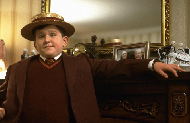 Harry Potter and the Sorcerer's Stone - Photos - Harry Melling
