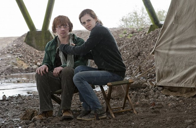 Harry Potter y las Reliquias de la Muerte: Parte I - De la película - Rupert Grint, Emma Watson