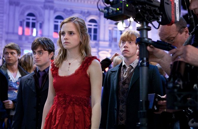 Harry Potter and the Deathly Hallows: Part 1 - Van de set - Daniel Radcliffe, Emma Watson, Rupert Grint