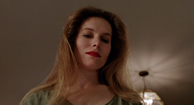 Sleepwalkers - Photos - Alice Krige