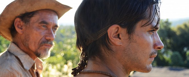 El Ardor - Der Krieger aus dem Regenwald - Filmfotos - Chico Diaz, Gael García Bernal