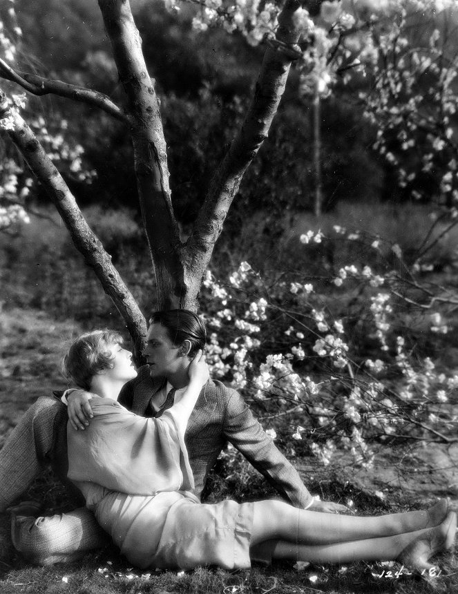 The Barker - Filmfotók - Dorothy Mackaill, Douglas Fairbanks Jr.