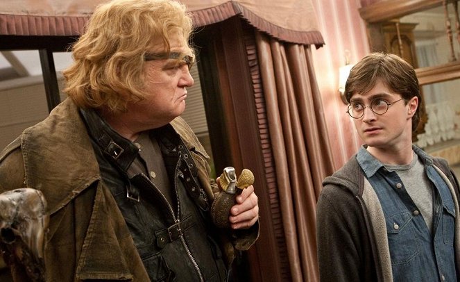 Harry Potter and the Deathly Hallows: Part 1 - Van film - Brendan Gleeson, Daniel Radcliffe