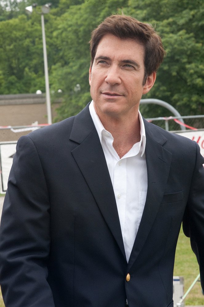 The Perks of Being a Wallflower - Photos - Dylan McDermott