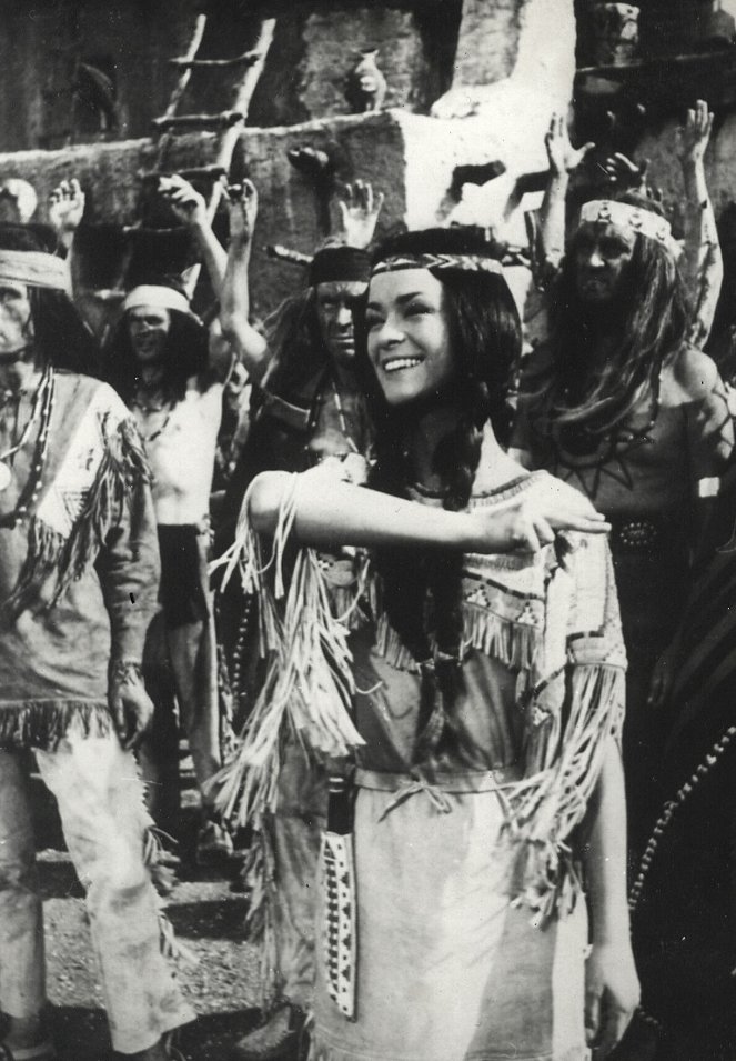 La Révolte des indiens apaches - Film - Marie Versini