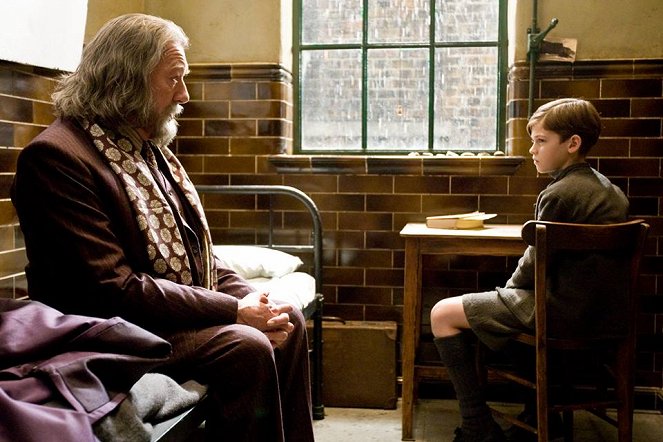Harry Potter i Książę Półkrwi - Z filmu - Michael Gambon, Hero Fiennes Tiffin