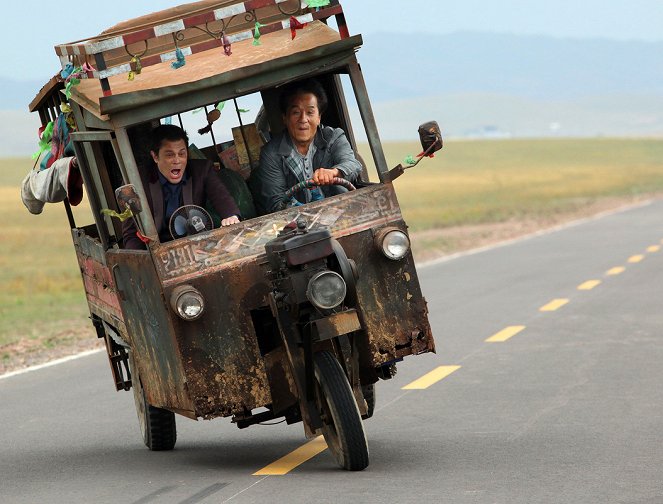 Skiptrace - Filmfotos - Johnny Knoxville, Jackie Chan